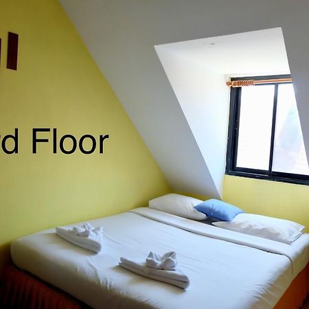 Kaneng Guesthouse ホアヒン郡 エクステリア 写真