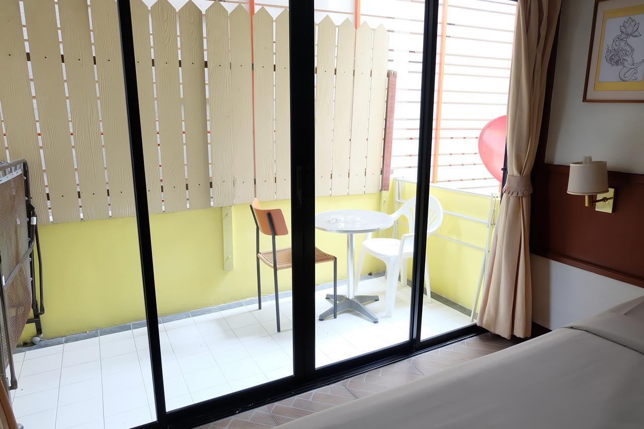 Kaneng Guesthouse ホアヒン郡 エクステリア 写真