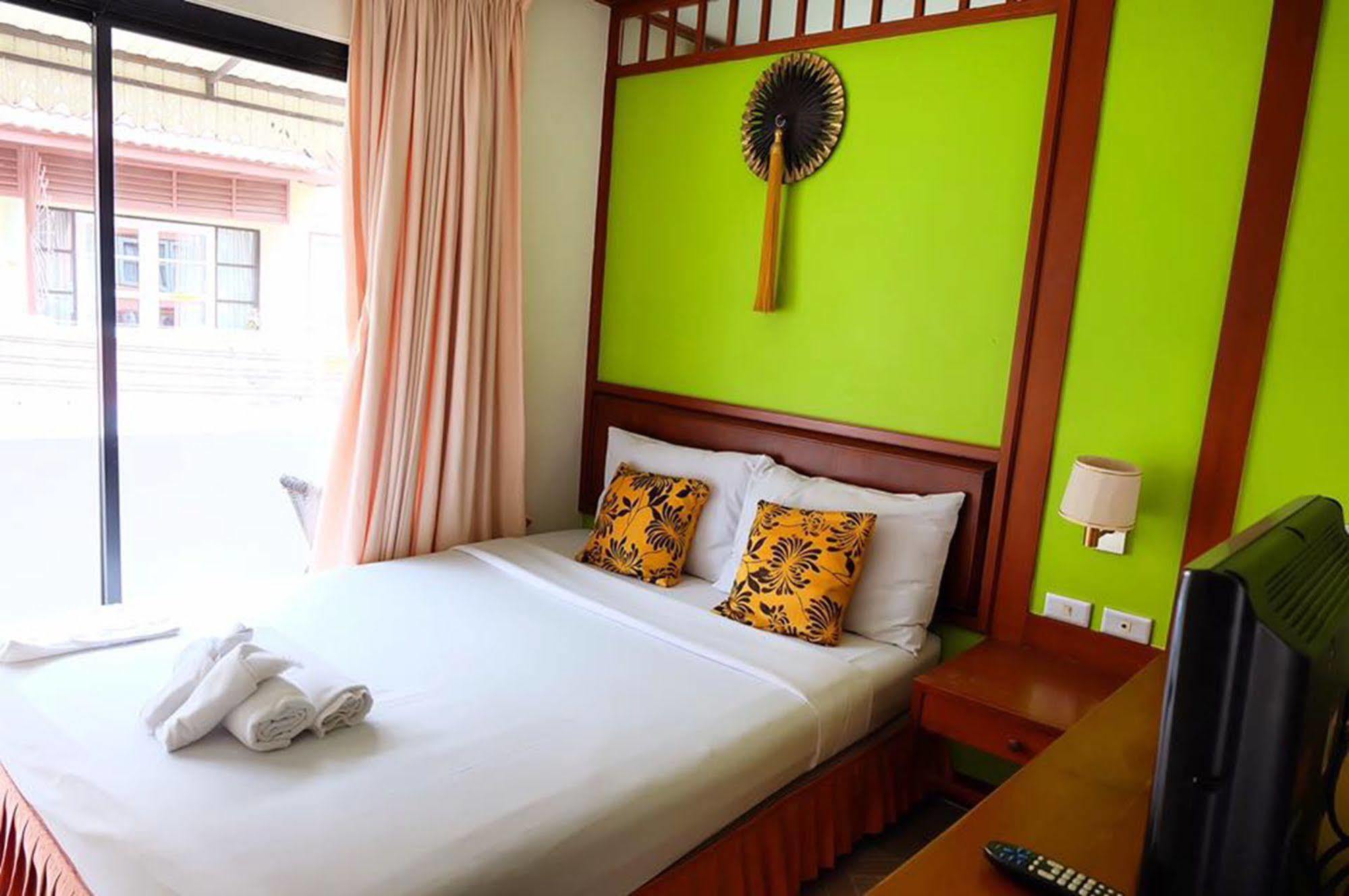 Kaneng Guesthouse ホアヒン郡 エクステリア 写真