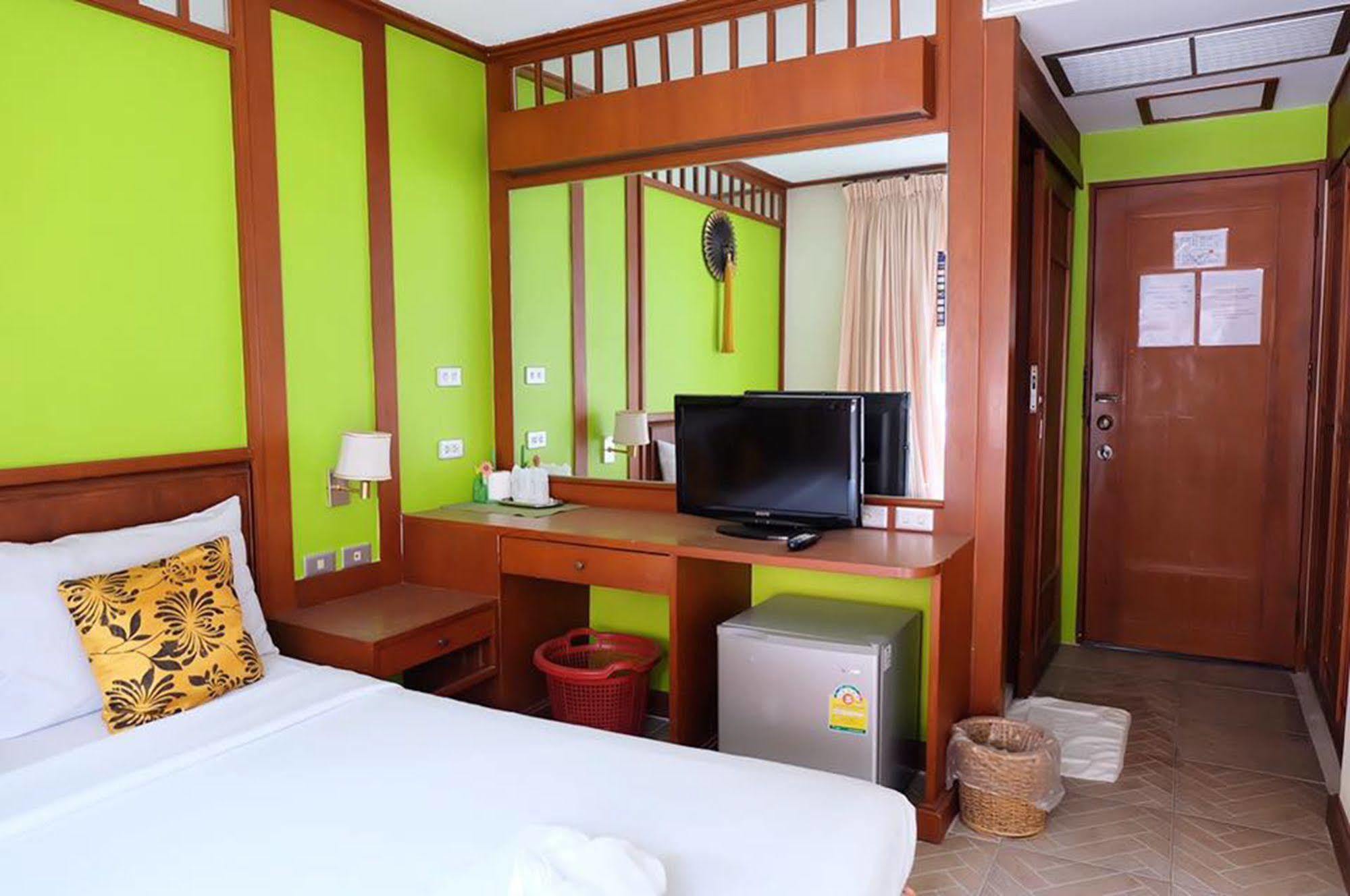 Kaneng Guesthouse ホアヒン郡 エクステリア 写真